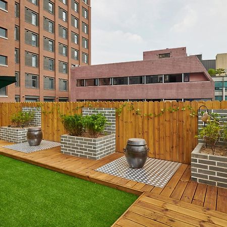 Eight Rest Hostel Myeongdong 서울특별시 외부 사진