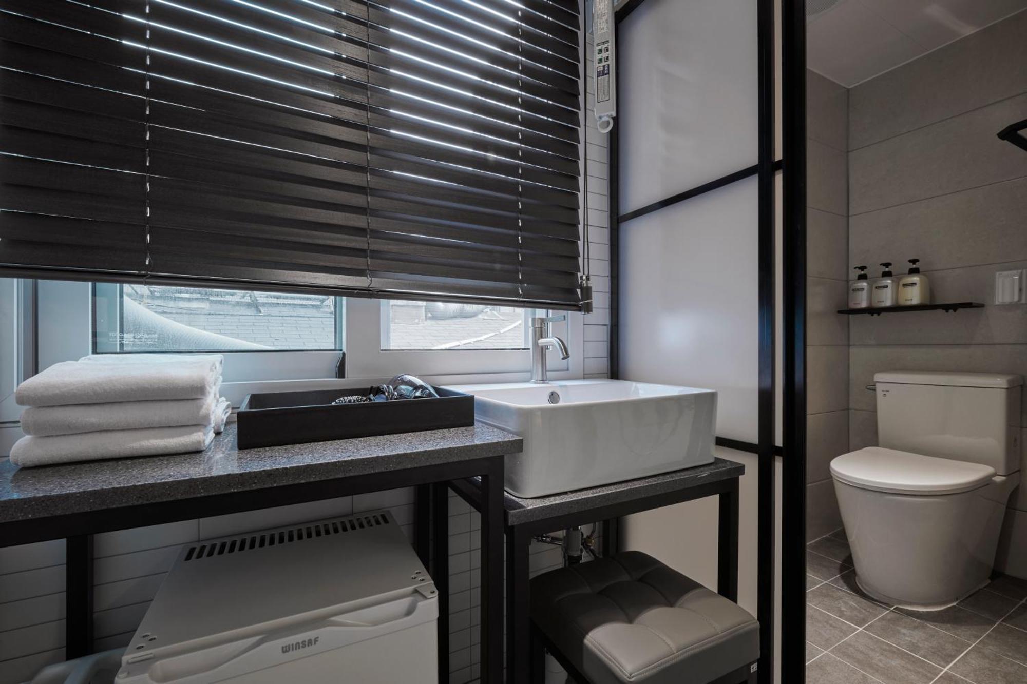 Eight Rest Hostel Myeongdong 서울특별시 외부 사진