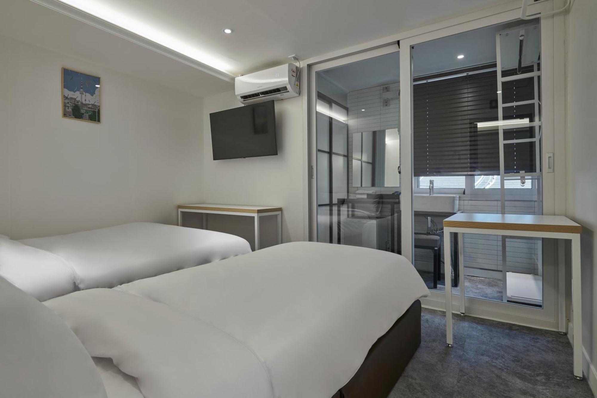 Eight Rest Hostel Myeongdong 서울특별시 외부 사진